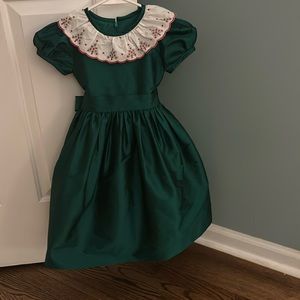 SUSANNE LIVELY GIRLS TAFFETA CHRISTMAS DRESS - EMBROIDERED WREATH COLLAR - GREEN